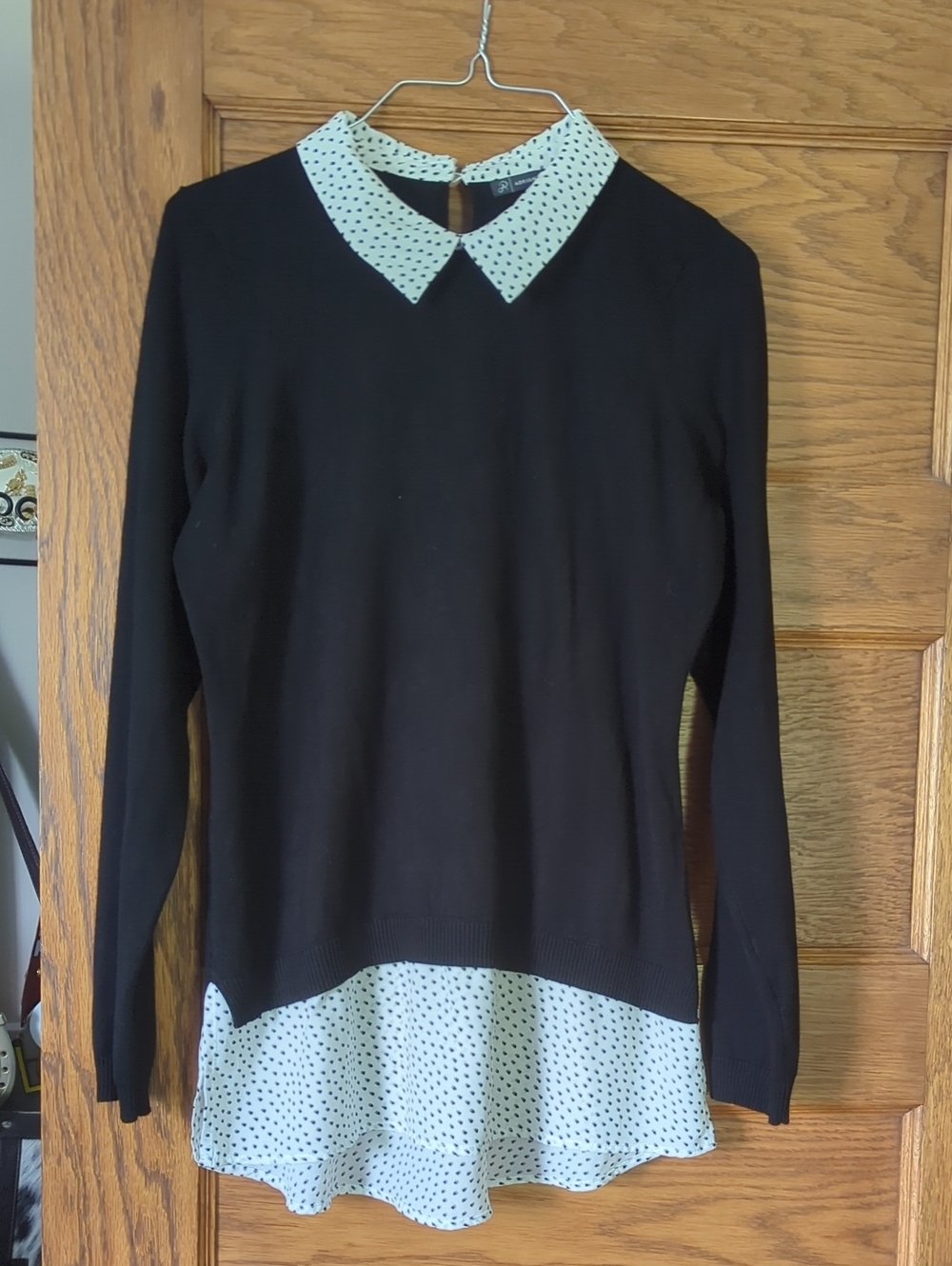 Adrianna Papell Black Collard Sweater with White Polka Heart Trim Size S